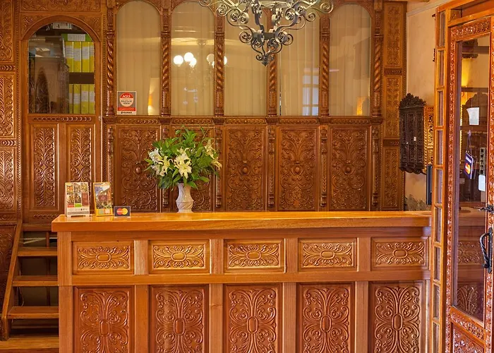 Amaru Colonial 3*