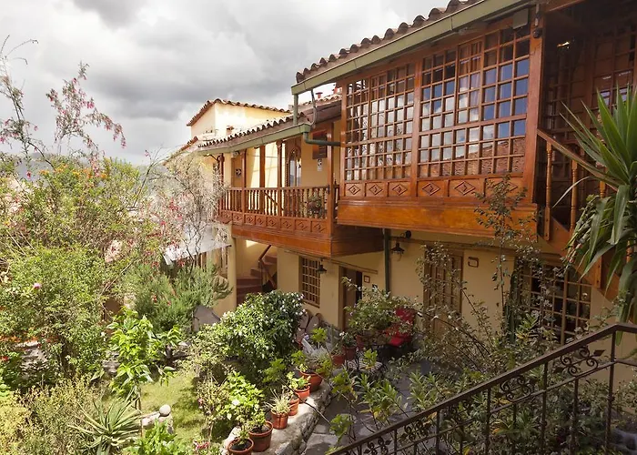 Amaru Colonial Cusco